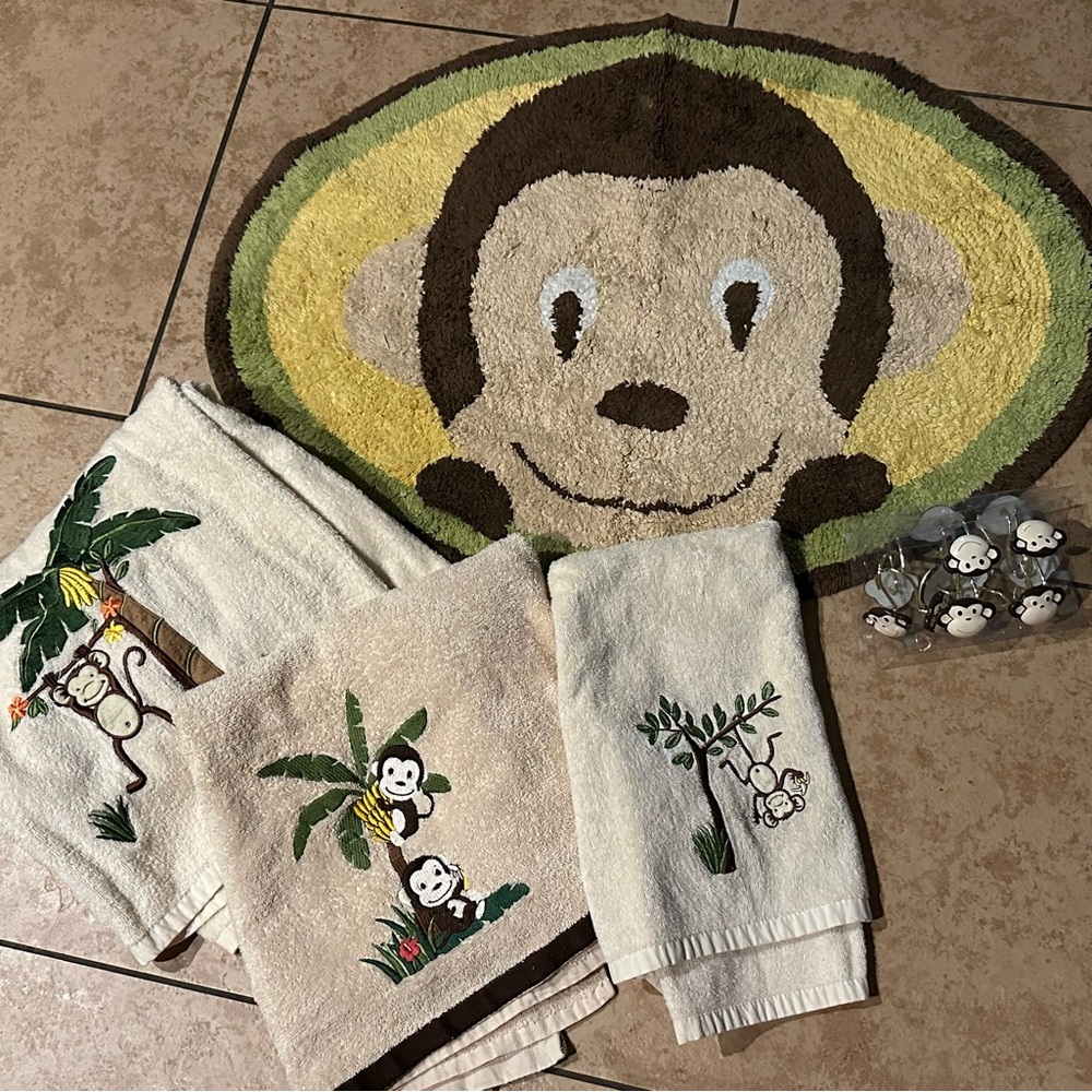Monkey bathroom accessory set